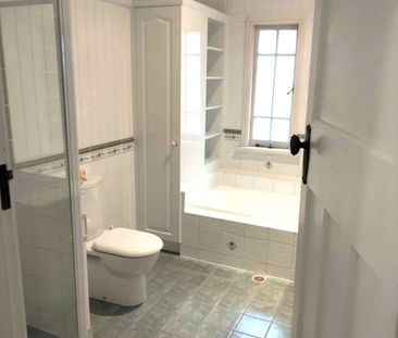 Shorncliffe - Photo 1