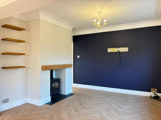 Bradley Lane, Frodsham - Photo 1