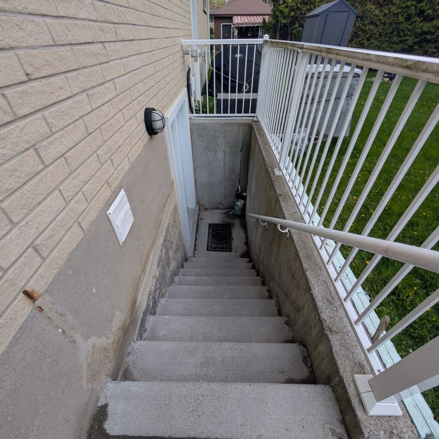 For Lease - 837 Glenrush Street Unit# Basement, Oshawa, Ontario - Photo 1