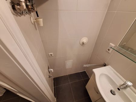 Schöne Altbauwohnung - perfekt für Singles oder Paare - Photo 4