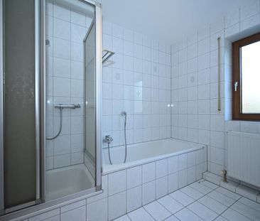 Lichtdurchflutete Wohnung im Zentrum, sofort einzugsbereit! - Foto 3