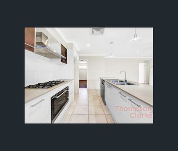 Spacious Family Home - Photo 1