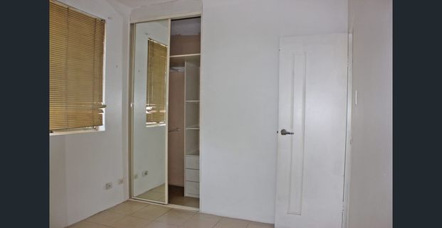 2 Bedroom Townhouse with Carspace - Photo 1