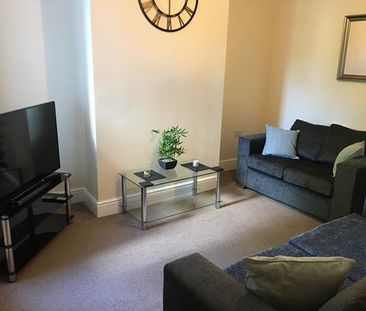 4 bedroom house share to rent - Photo 1