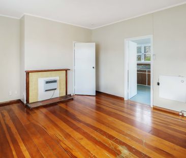 Three Bedroom in Taita - Photo 5