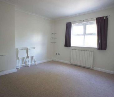 Heatley House, Lymm, WA13 - Photo 3