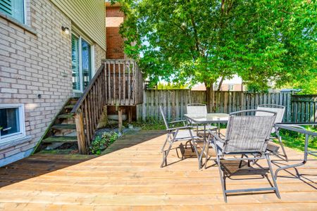 For Lease - 211 Andona Crescent Unit# Main Floor, Toronto, Ontario - Photo 2