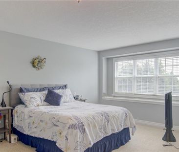 6 EDWARDS Street, Guelph, Ontario, N1E0B2 - Photo 5