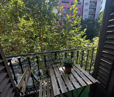 Calle de Trafalgar, Madrid, Community of Madrid 28010 - Photo 2