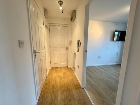 1 bedroom apartment to rent - Photo 4