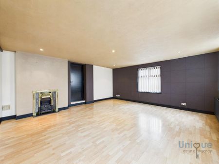 2 bedroom detached house to rent - Photo 3