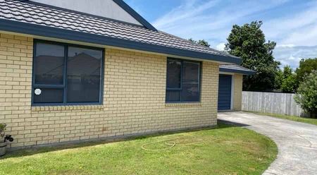 Family Home in a Private Setting - Photo 5