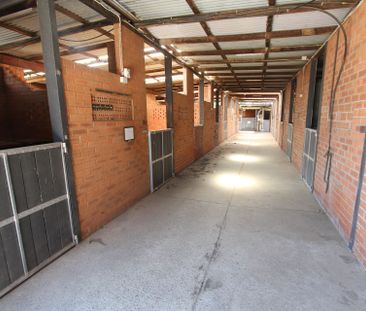 Walking Distance to Warwick Farm Station - Photo 4