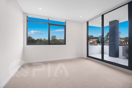 For Rent: Stunning 2-Bedroom Apartment in Shepherds Bay, Ryde NSW 2112 - Photo 4