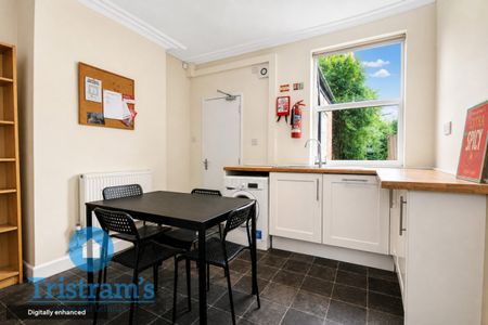 3 bed Mid Terraced House for Rent - Photo 5