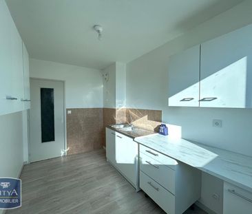 Location Appartement 4 pièces 79m² CHEVIGNY ST SAUVEUR 21800 - Photo 1