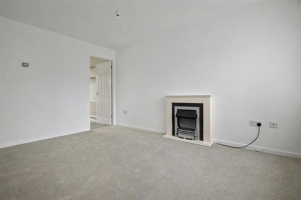 2 bedroom semi-detached house to rent - Photo 1
