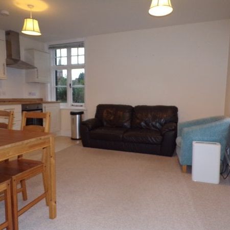 Empress House, Lyndhurst - Photo 1