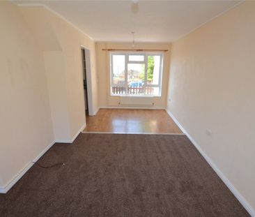 2 Bed Property To Rent - Photo 2
