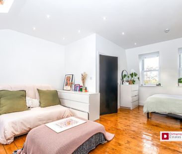 6 bedroom terraced house to rent - Photo 3