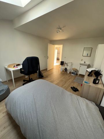 3 Chambres dans COLOCATION étudiante à 5000 Namur  Loyer: 395 € - Photo 3