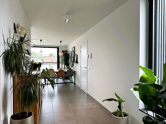 Modern en trendy duplex-appartement met veel lichtinval. - Foto 1
