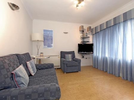 Abbey Hall, Reading, RG1 3FB - Photo 3