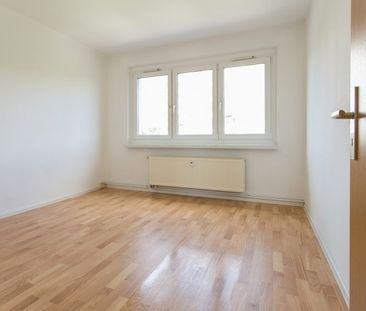 Hier wirst du dich wohlfühlen - 3-Raumwohnung mit Einbauküche - Photo 5