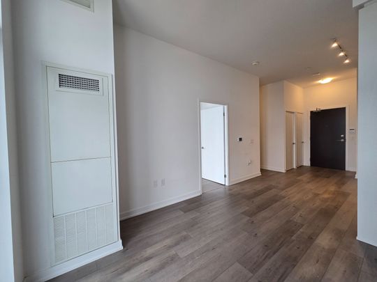 For Lease - 60 Honeycrisp Crescent Unit# 317, Vaughan, Ontario - Photo 1