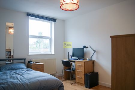 165 Tiverton Road - Photo 2