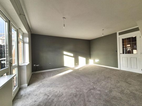 3 bedroom semi-detached house to rent - Photo 1