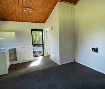 Cottage in Waipapa - Photo 2