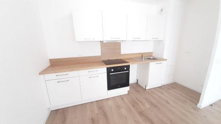 location Appartement T3 DE 61.11m² À CHILLY MAZARIN - Photo 2