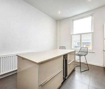 2 bedroom semi-detached house to rent - Photo 3