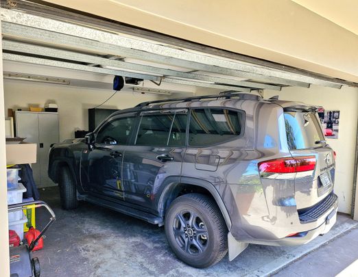 Abbotsford - Photo 1