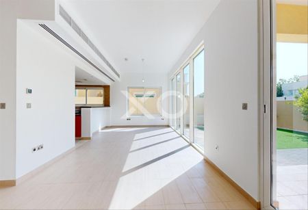 VACANT SOON | LEGACY NOVA | PRIME LOCATION - Photo 3