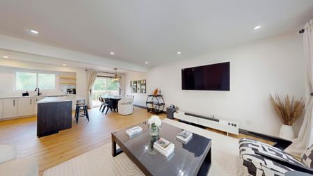 For Lease - 354 Albany Street, Fort Erie, Ontario - Photo 2