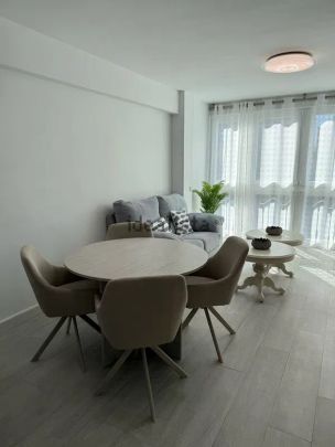 Alquiler de piso en Paseo Reding, 29 - Photo 1