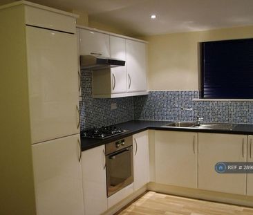 1 bedroom flat to rent - Photo 3