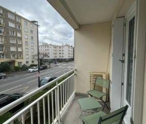 Grand T4 lumineux -Proche des écoles et transports - Photo 2