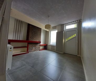 Huis te huur in Kortrijk voor € 800 met 2 slaapkamers - foto 2