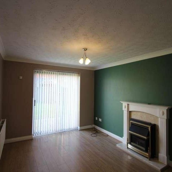 Llanmead Gardens, Rhoose, Vale Of Glamorgan, CF62 - Photo 1