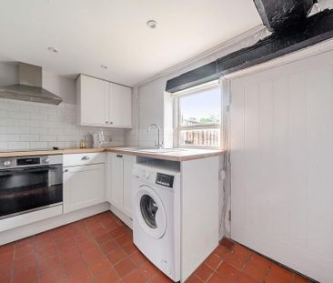 2 bedroom terraced house to rent - Photo 3