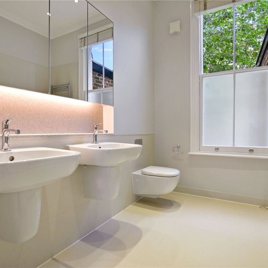 Oakley Gardens, London, SW3 - Photo 1