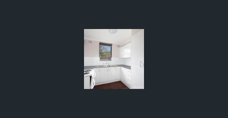 Central, Convenient Living! - Photo 5