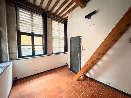 Studio non meublé avec Mezzanine – Vieux Lille ! réf G518-1 - Photo 2
