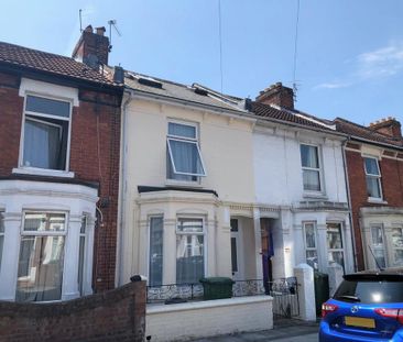 5 bedroom terraced house to rent - Photo 1