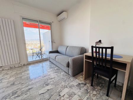 Location Appartement 1 pièces 38 m2 à Nice - Photo 3