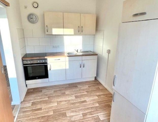 Renovierte 3 Zimmer Wohnung mit EBK - Foto 1