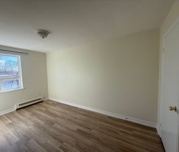 For Lease - 1852 Lakeshore Road Unit# 2, Mississauga, Ontario - Photo 6